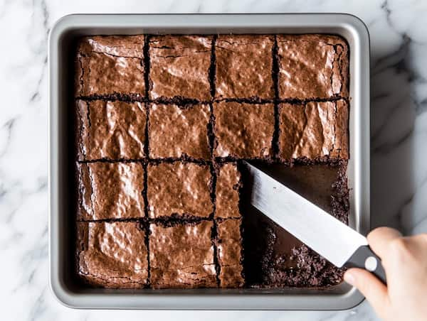 brownies cutting