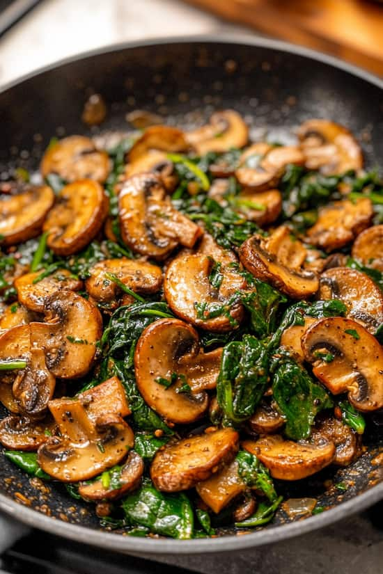 easy sauteed mushrooms with spinach