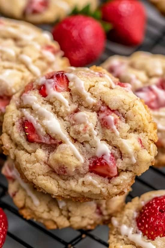 easy vegan strawberry shortcake cookies