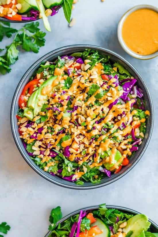 thai salad with peanut dressing