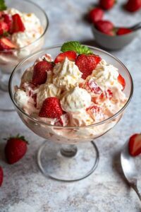 Classic English Eton Mess Dessert - MushroomSalus