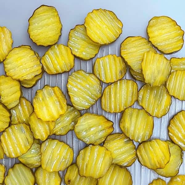 sliced pickles