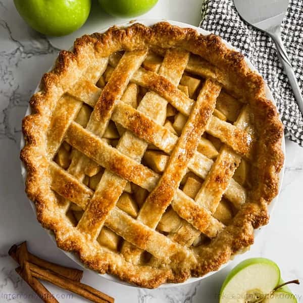 apple pie baked