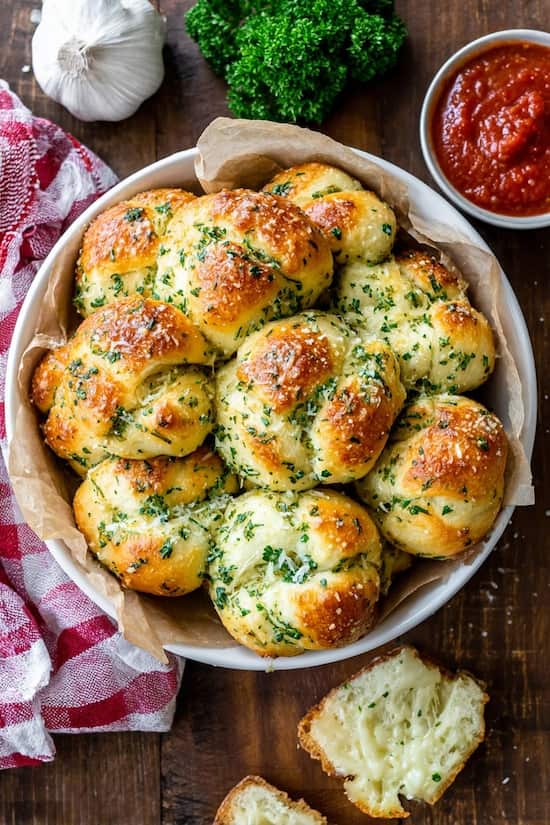 easy garlic knots recipe