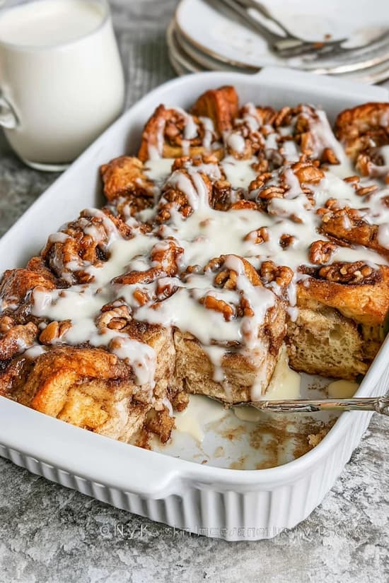 cinnamon roll french toast casserole