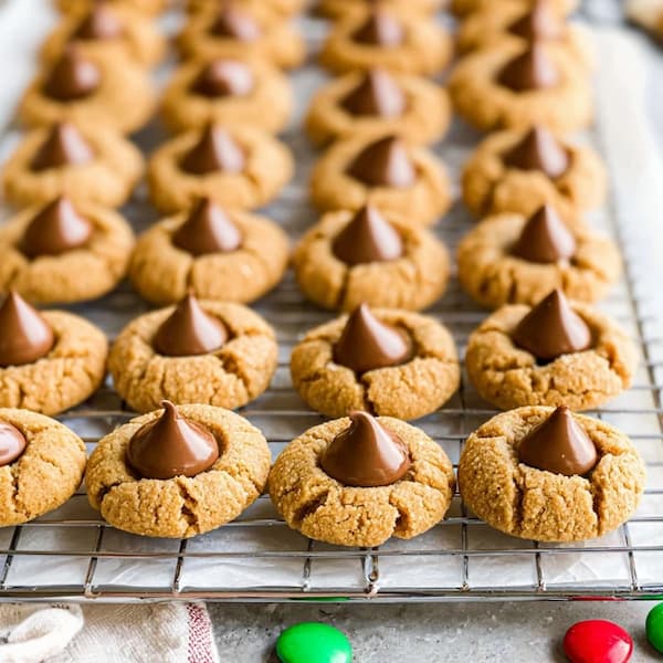 peanut butter blossoms baked