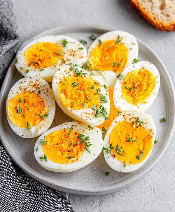 air fryer hard boiled eggs served