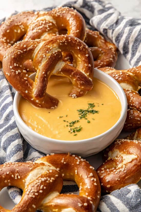 homemade pretzel dip