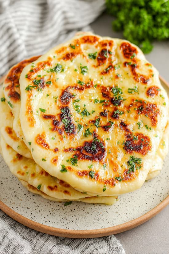 garlic cheese naan